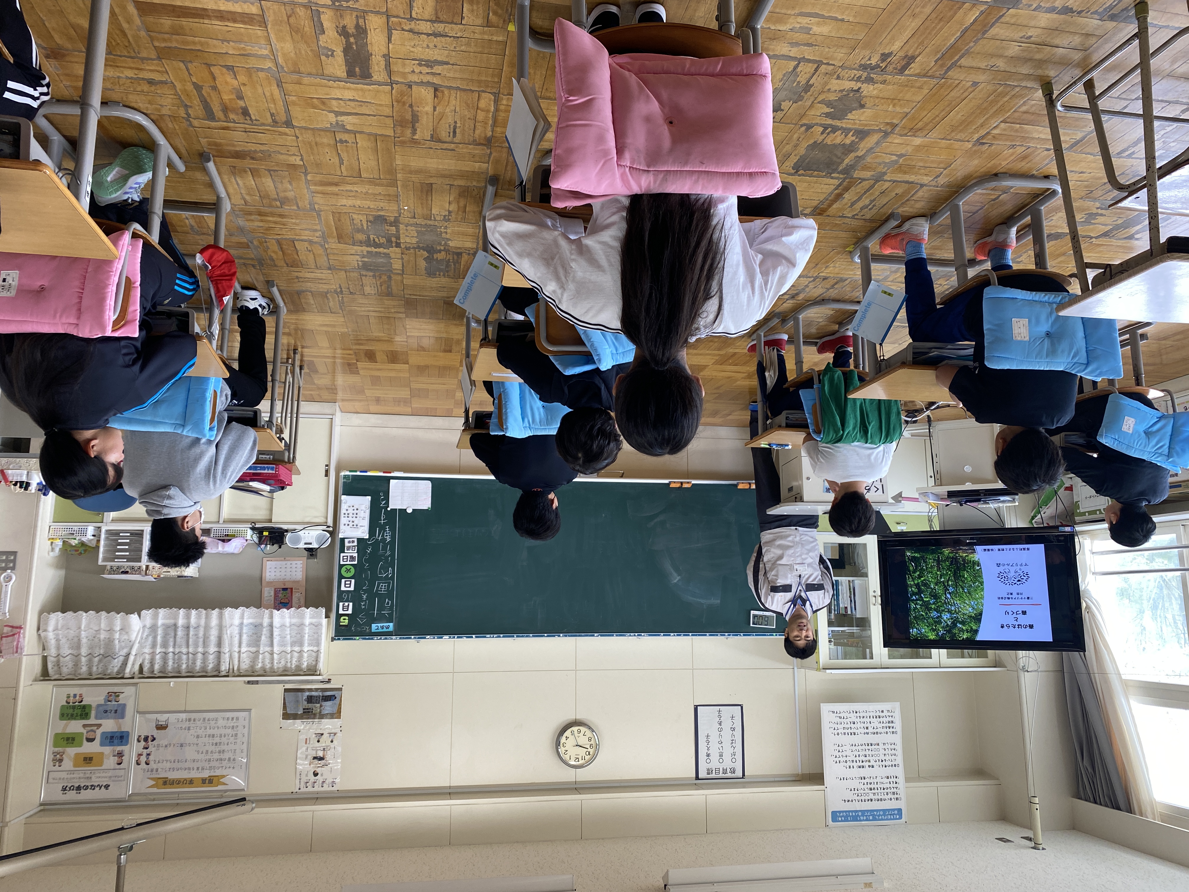 従業員による森林の授業（北海道 上厚真小学校）